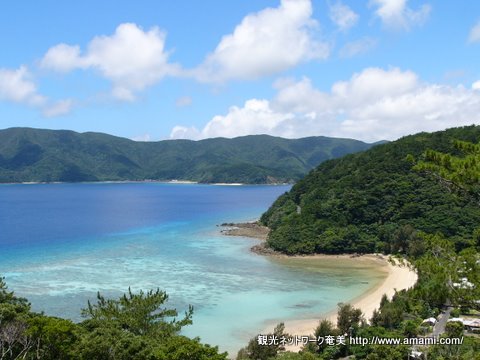 加計呂麻島の風景