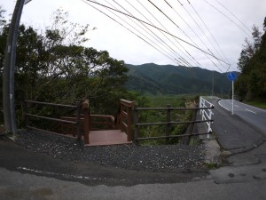 遊歩道入口