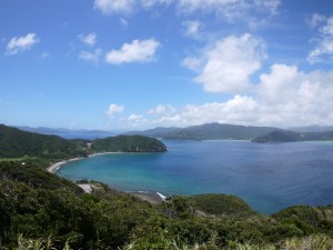 安脚場戦跡公園から大島海峡